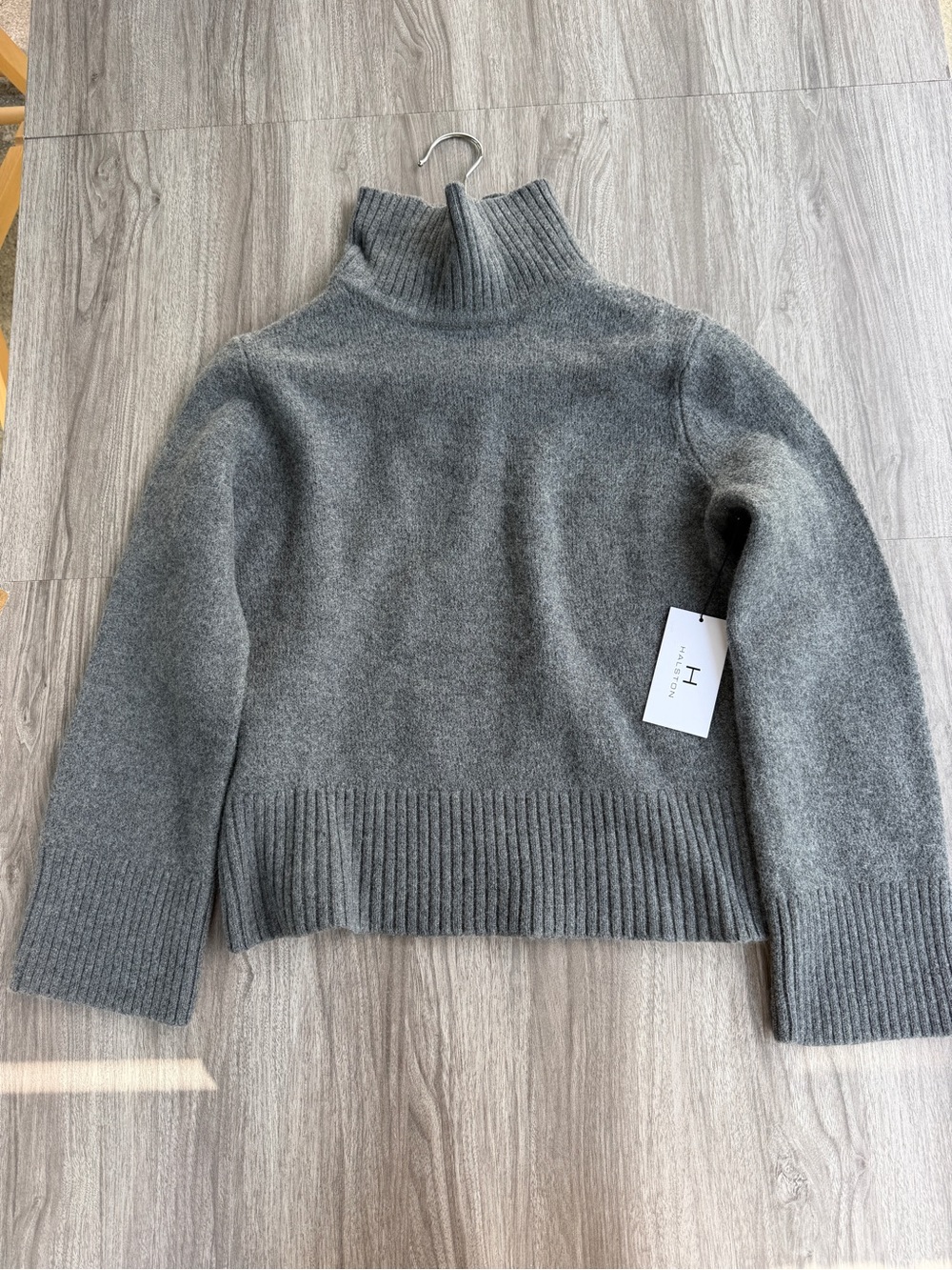 Halston 100% Extrafine Merino Wool Turtleneck Sweater Large Charcoal Grey